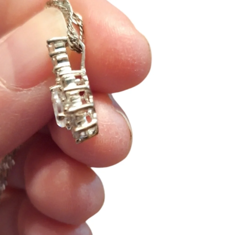 IBB 925 Silver Necklace w/ CZ Pendant Twisted Rope Chain Floral Sparkle Dainty